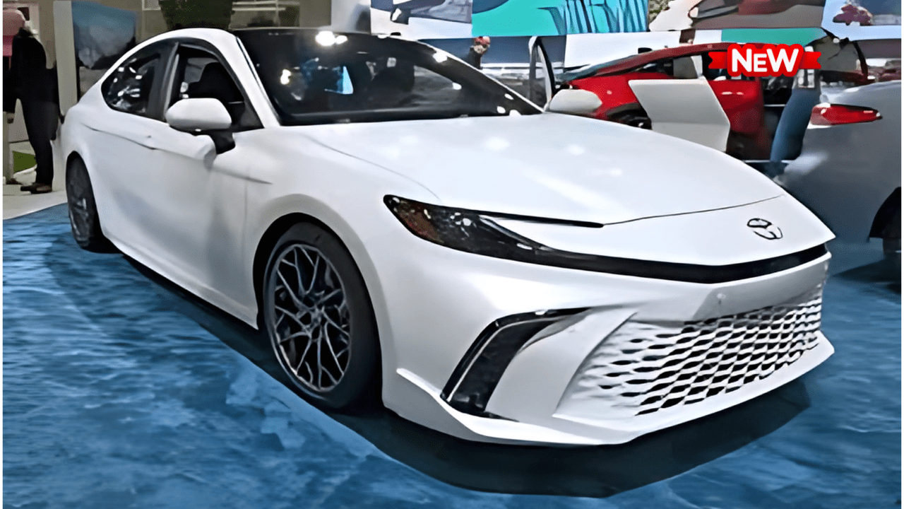 toyota-camry-2025/